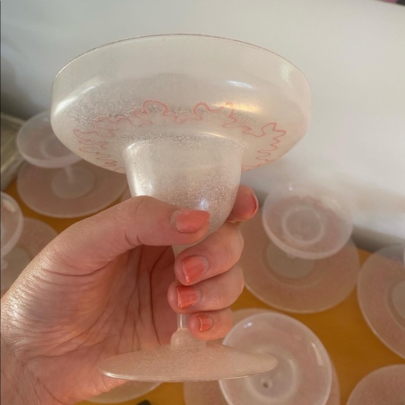 Amazing 16 piece pink frosted glass MCM glasses and plate set - Picture 5 of 7